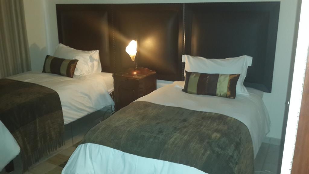 Magaliqua Guest House Noordheuwel 객실 사진