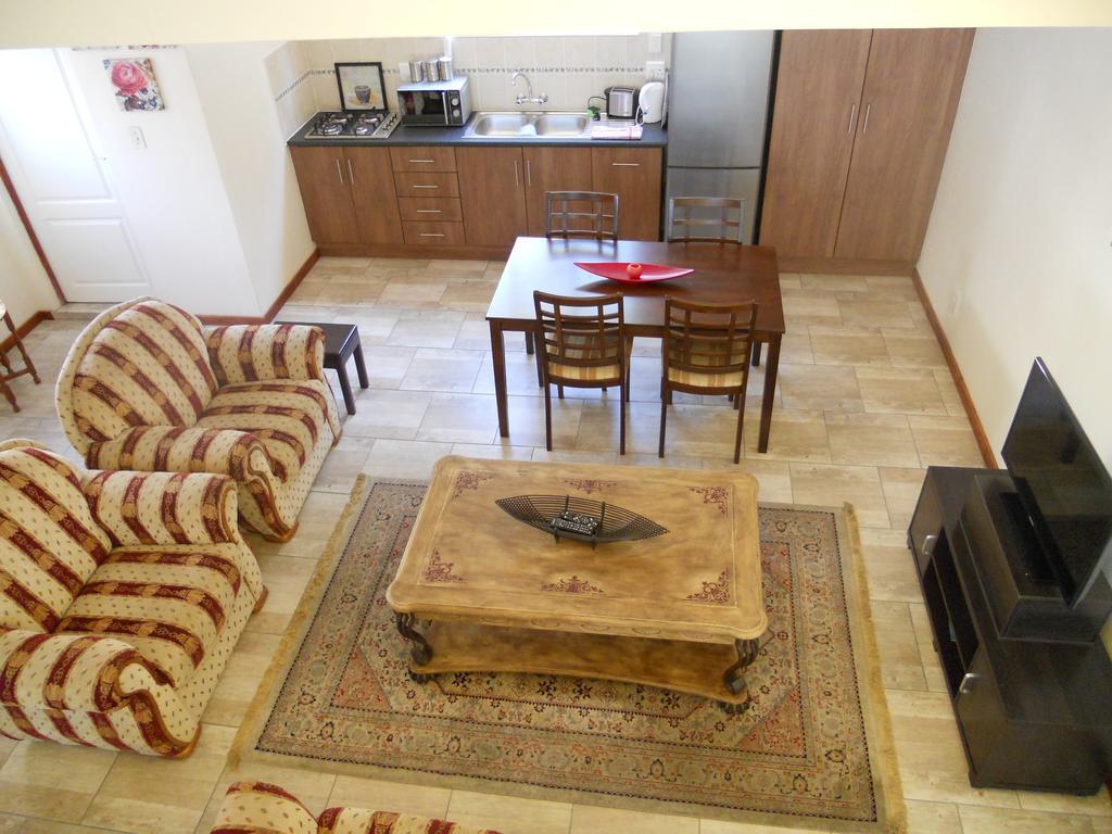 Magaliqua Guest House Noordheuwel 외부 사진